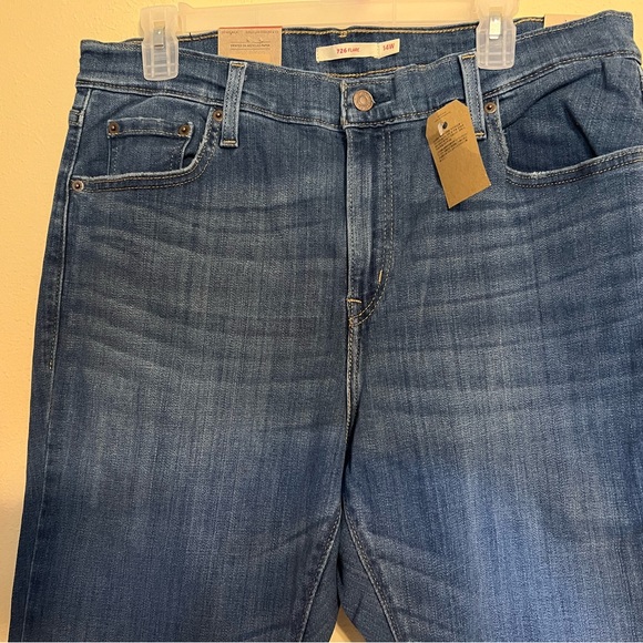 Levi Womens Flare Jeans - Picture 7 of 13